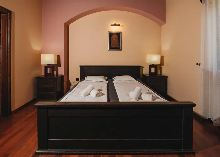 New!!! La Magrina - B&B 브르사르