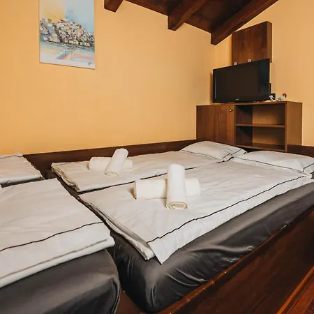 New!!! La Magrina -